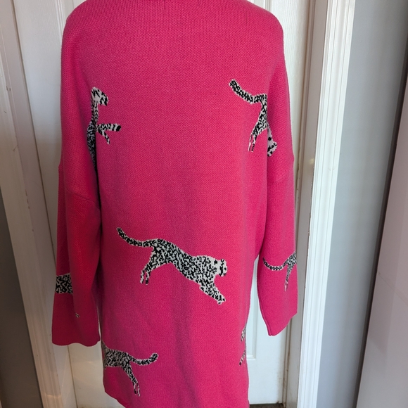 Pink Leopard Print Women's Sweater - Picture 4 of 5